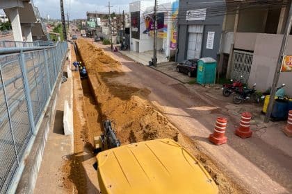 Obra de construção da nova adutora de água avança na zona norte de Macapá