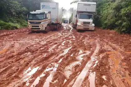 No Amapá, senador Lucas anuncia investimento de quase R$ 98 milhões para BRs 156 e 210