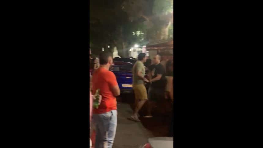 VÍDEO: policial penal efetua disparo dentro de bar e restaurante; ele foi contido por capitão da PM