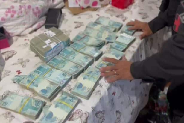 Criminosos usavam perfis falsos de mulheres para pedir ‘nudes’ e extorquir vítimas; R$ 250 mil foram apreendidos