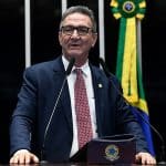 Senador Lucas Barreto cobra ação da Aneel contra aumentos de tarifa de energia no Amapá