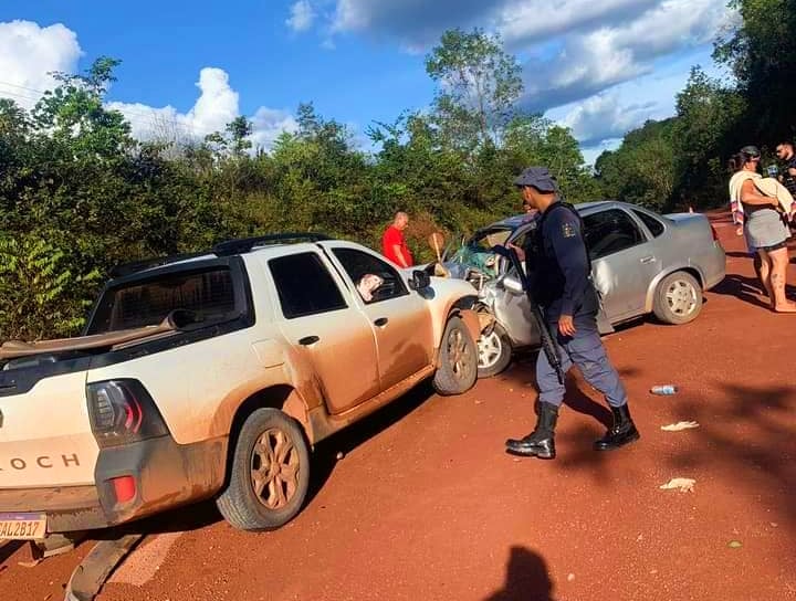 Cantora de arrocha morre após acidente na rodovia que interliga Macapá ao Jari