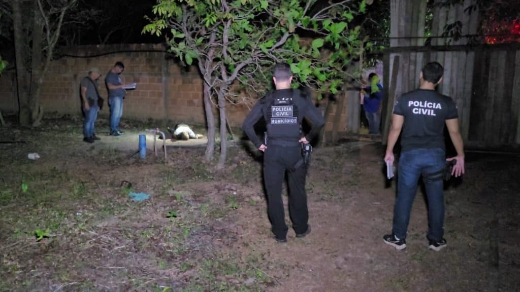 Corpo de homem é achado em estado de decomposição na linha E, do Km 9, em Macapá