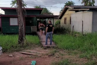 Jovem criminoso é morto a tiros por indivíduos armados em possível guerra entre facções