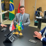 Deputado Acácio e prefeito Furlan reúnem com ministro das Cidades para tratar sobre 'Minha Casa, Minha Vida'