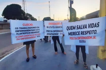 Governador Clécio é alvo de manifestação de servidores da saúde durante abertura da 52ª Expofeira