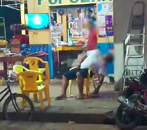 Homem morre sentado em cadeira após ser baleado na cabeça