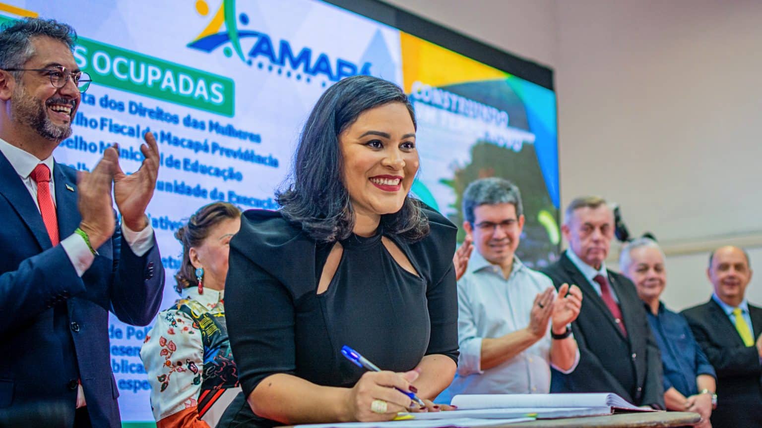 Adrianna Ramos aguarda exoneração da Secretaria das Mulheres para reassumir mandato na Câmara de Macapá