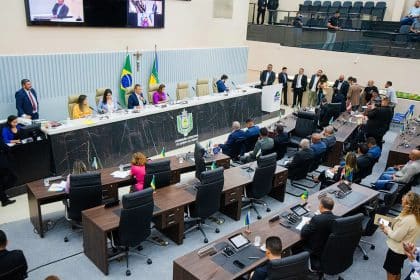 Contrato milionário da Assembleia Legislativa com agência de viagens é questionado