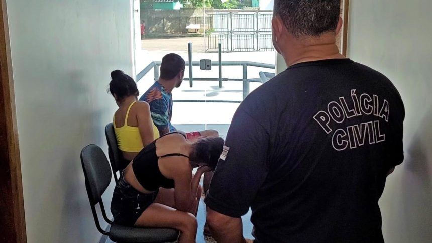 Polícia Civil prende homem e irmãs gêmeas em operação contra o tráfico de drogas