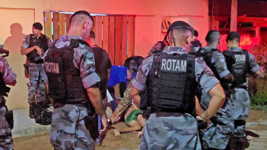 Criminoso morre baleado em troca de tiros com militares do Bope na Zona Norte de Macapá