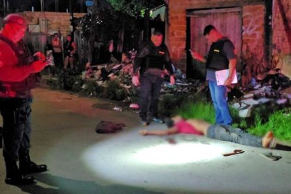 Homem é baleado e morto por atirador desconhecido no bairro Jardim Marco Zero