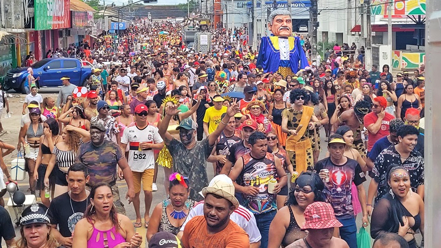 "A Banda" celebra os 80 anos do Território do Amapá e tem protesto contra governador Clécio