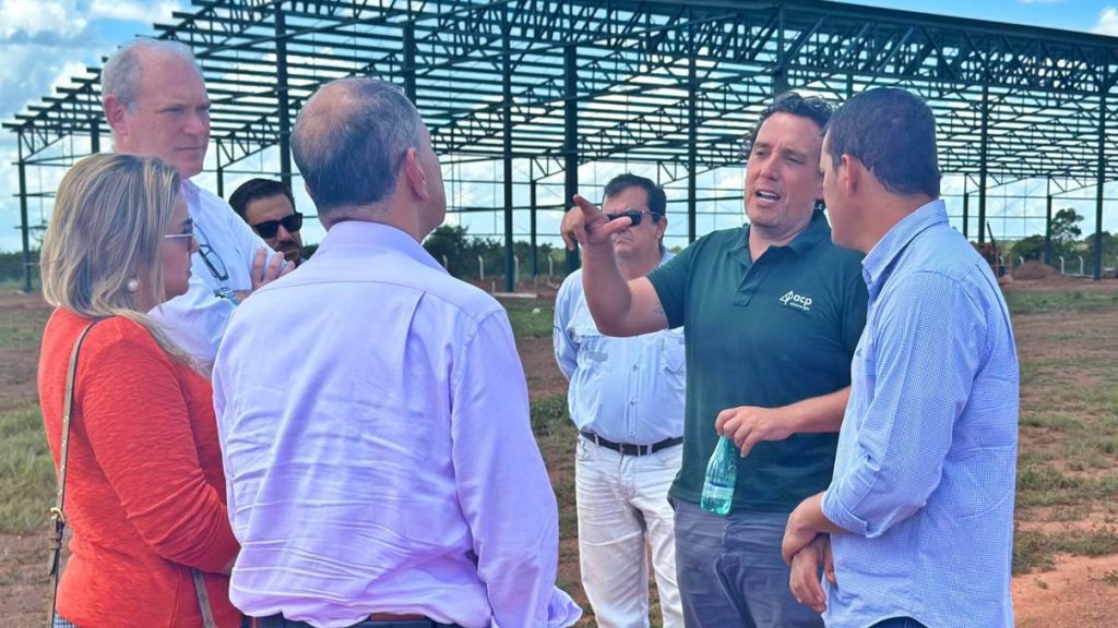 “Minha jornada pelo Brasil busca experiências de sucesso no setor primário”, diz deputado Junior Favacho durante visita ao Tocantins