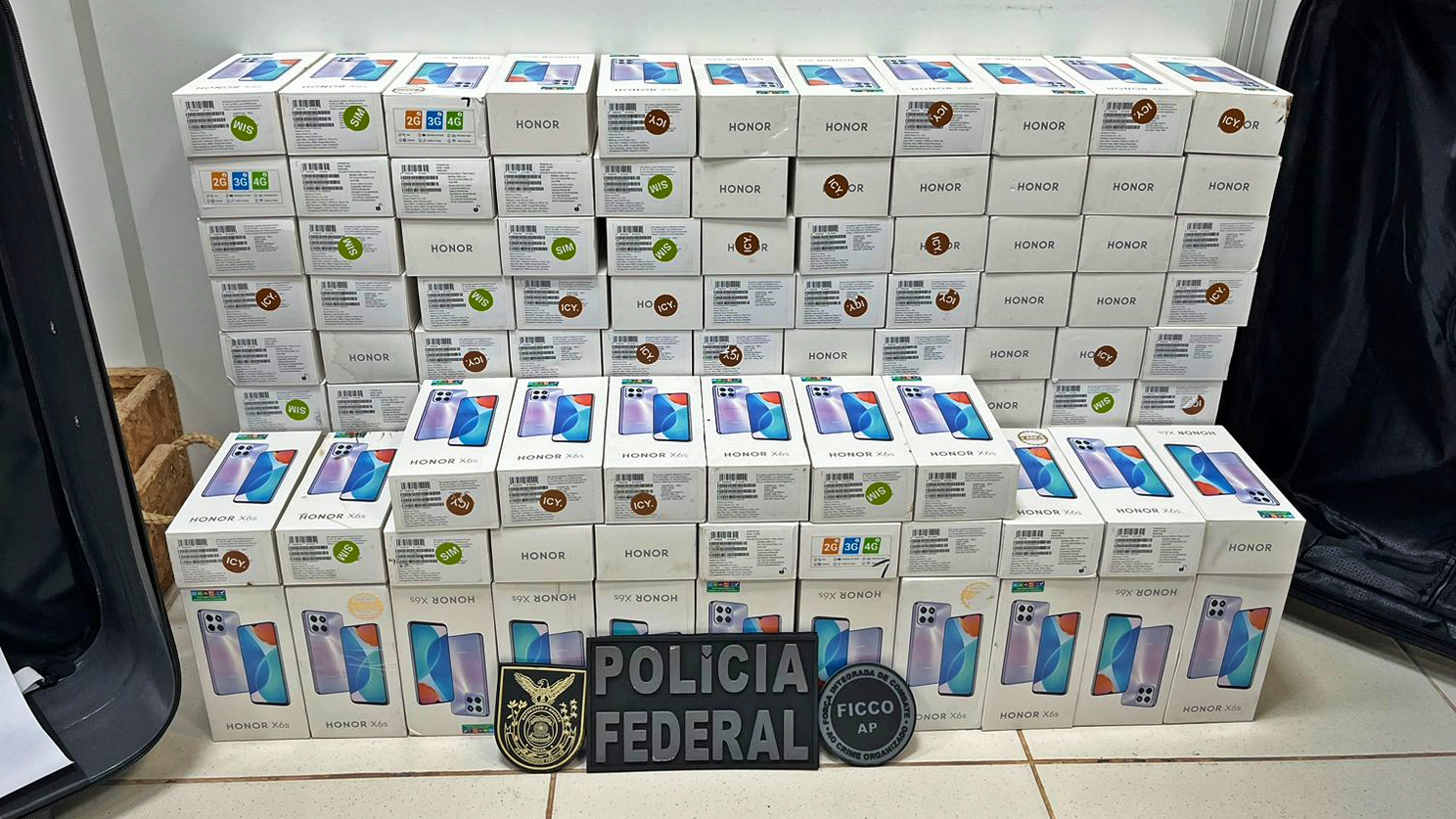Homem é preso no aeroporto de Macapá com 160 celulares contrabandeados de SP