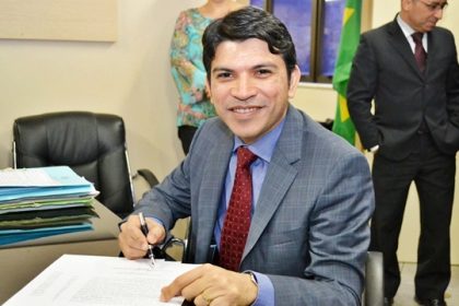 CNJ mantém afastamento de juiz suspeito de beneficiar criminosos no Amapá