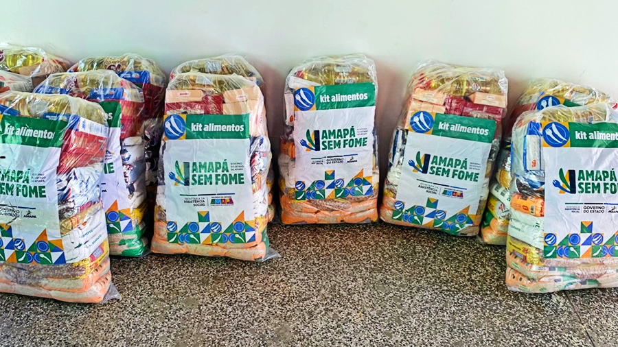 Governo entrega kis de alimentos a 512 famílias do Residencial Vila dos Oliveiras, no bairro Pedrinhas
