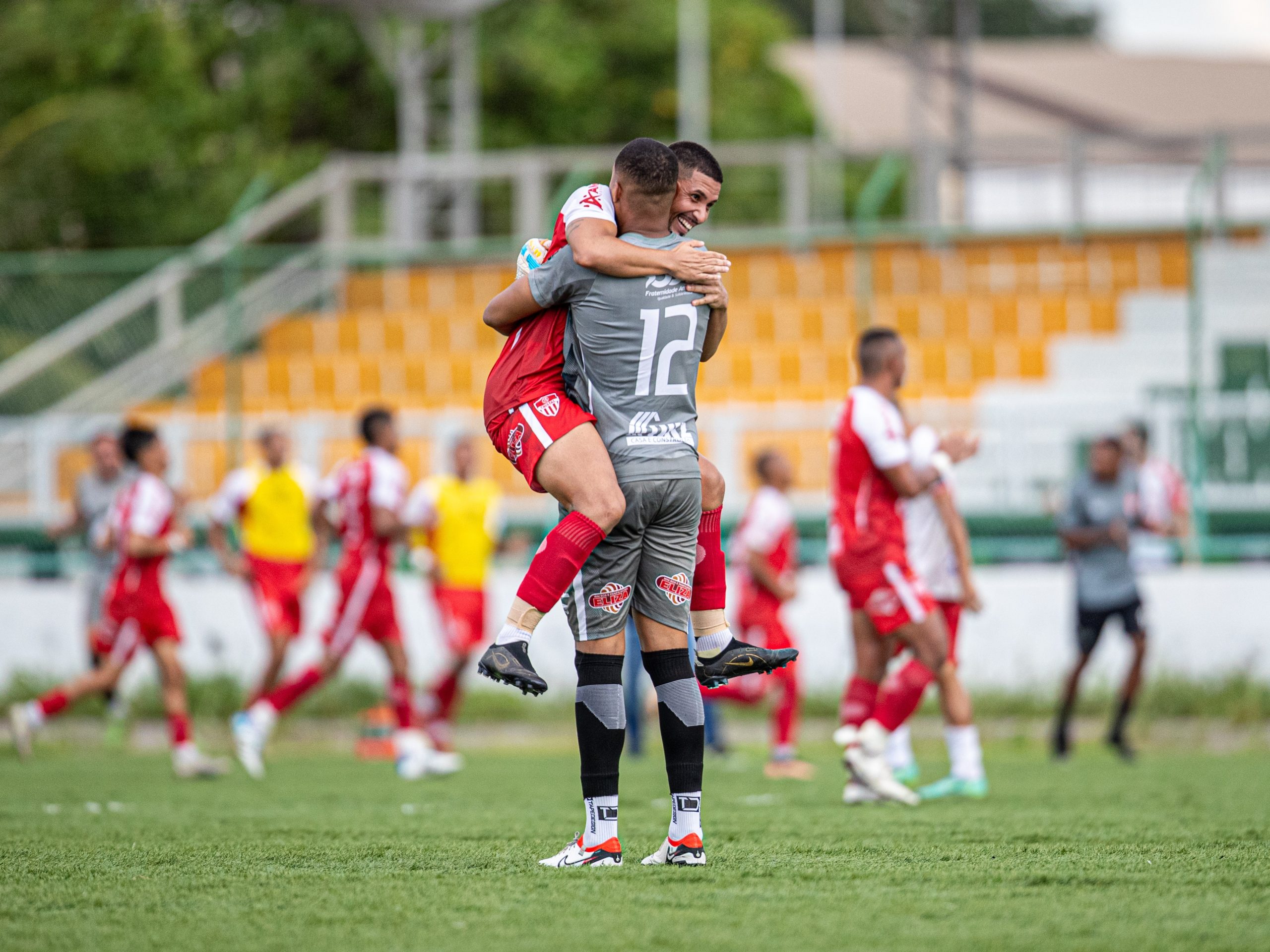 Cristal vence Baré em duelo emocionante e fica a um passo da final da Série B do Amapazão