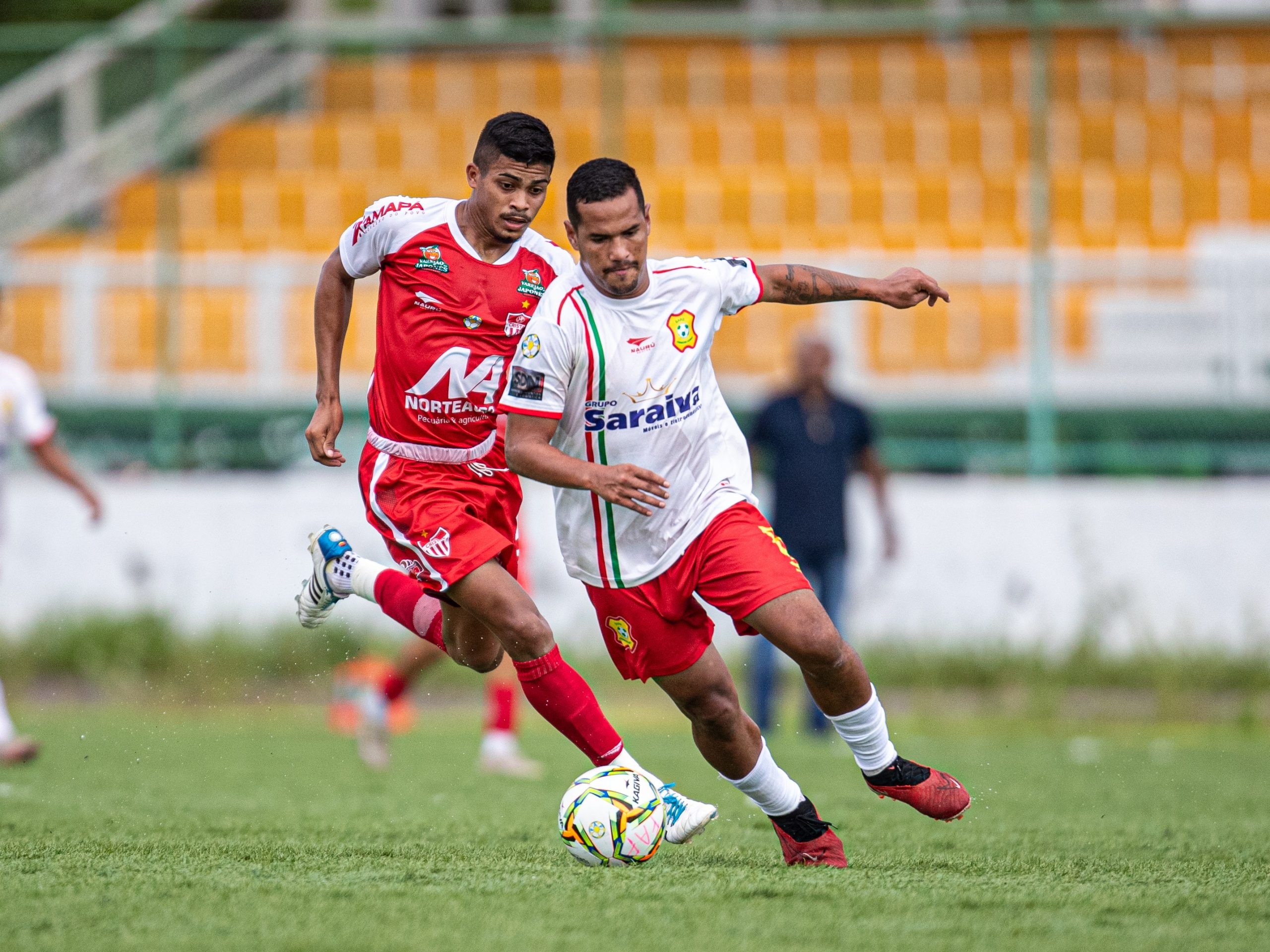 Cristal vence Baré em duelo emocionante e fica a um passo da final da Série B do Amapazão