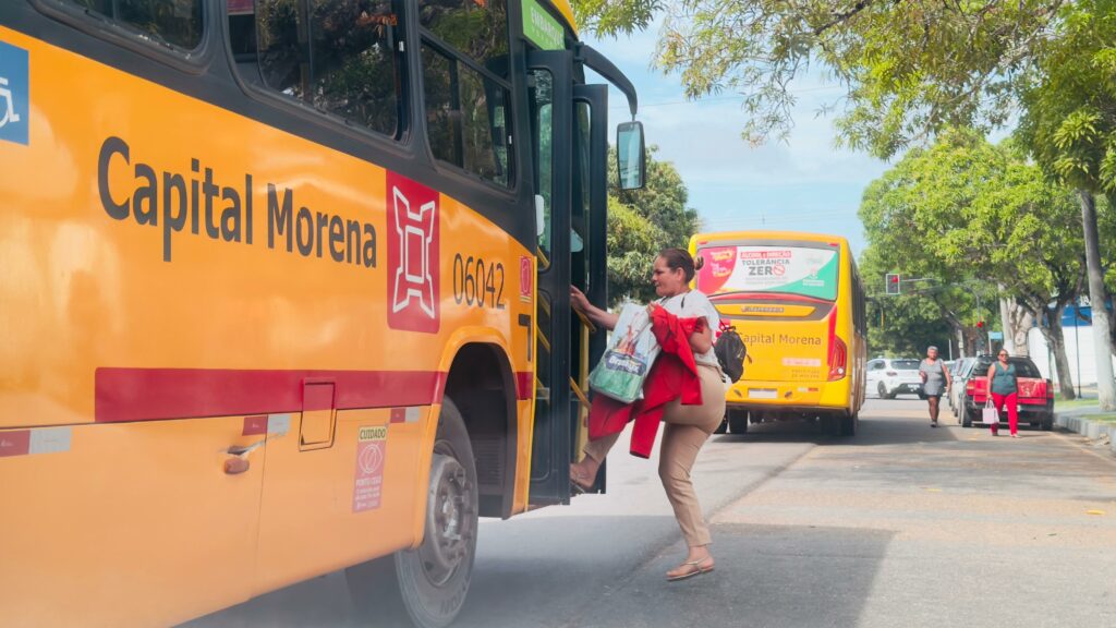 Faltando apenas três dias para desativação dos cartões antigos, procura pelo novo cadastro no sistema de bilhetagem é considerada baixa em Macapá