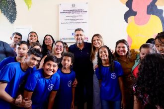 Governo entrega escola reformada na Colônia Agrícola do Matapi, na zona rural de Porto Grande