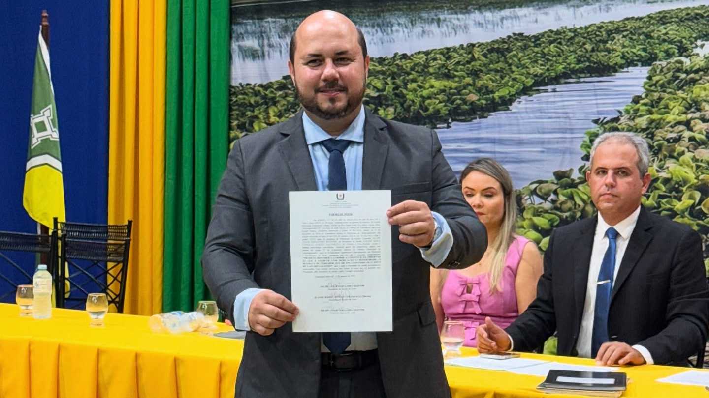 Felipe Rezende assume Comissão de Justiça e Redação da Câmara de Tartarugalzinho para o biênio 2025/2026