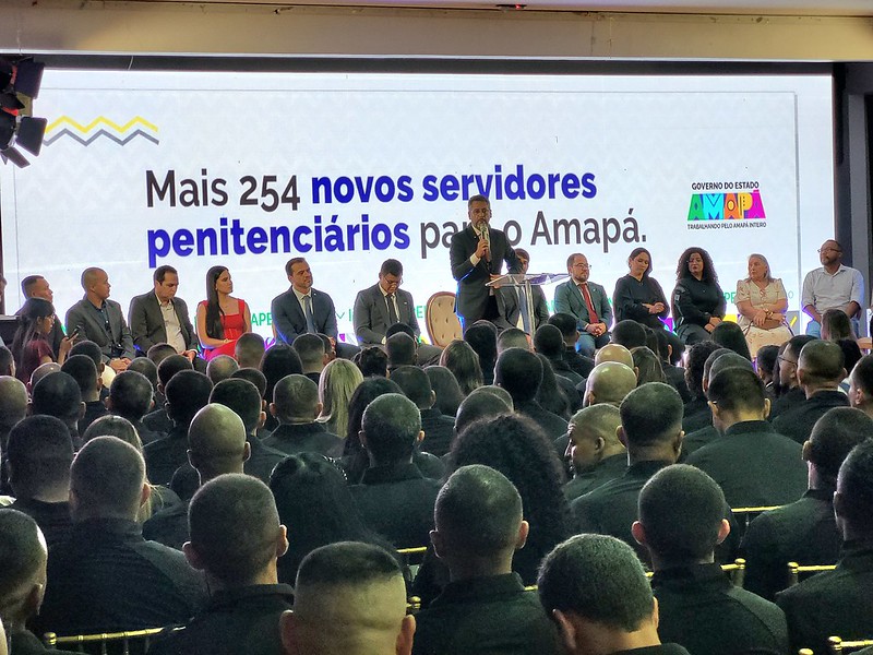 GEA fortalece segurança penitenciária com a nomeação de 254 policiais penais e educadores sociais