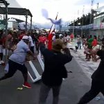 Apuração do Carnaval de Macapá termina em confusão, quebra-quebra e intervenção da PM com bombas