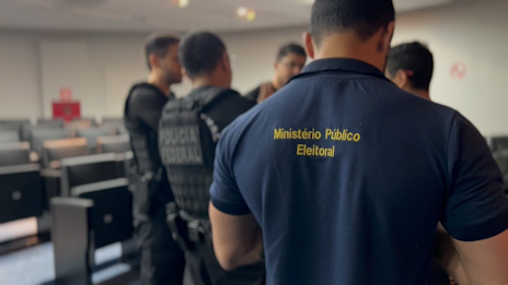 Deputado Rayfran Beirão é alvo da PF em operação que apura esquema de "servidores fantasmas" na Assembleia do Amapá