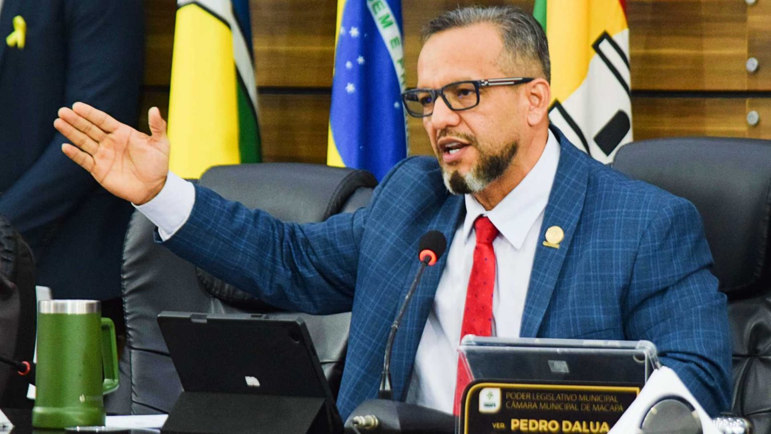 Presidente da Câmara registra BO contra vereadora por gravação clandestina e constrangimento ilegal