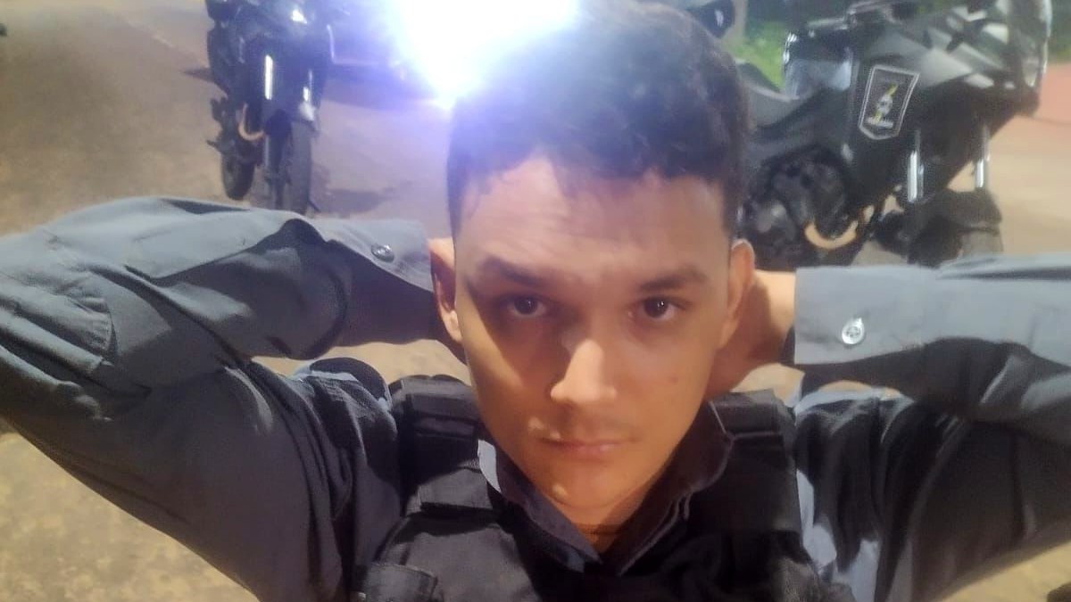 Com farda e arma da corporação, soldado da PM e amigo de infância são presos após assalto em Macapá