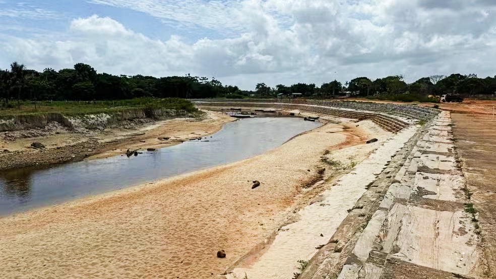 Alliny Serrão garante apoio a Tartarugalzinho diante da seca e queimadas 52 Alliny Serrão garante apoio a Tartarugalzinho diante da seca e queimadas