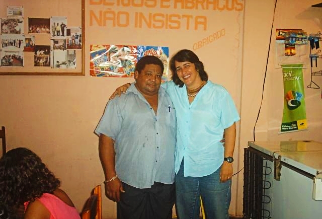 Menos de 24h após inauguração, estátua de "Maguila" é depredada na nova orla do Perpétuo Socorro