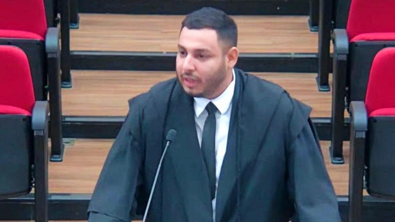 Mulher trans é liberada após matar companheiro com garrafa em briga de casal em Macapá 54 Mulher trans é liberada após matar companheiro com garrafa em briga de casal em Macapá