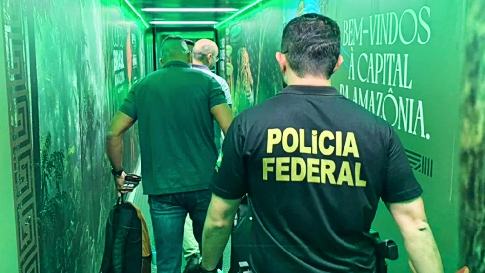 PF mira delegado acusado de corrupção, extorsão e ligações com garimpo na fronteira de Oiapoque 52 PF mira delegado acusado de corrupção, extorsão e ligações com garimpo na fronteira de Oiapoque