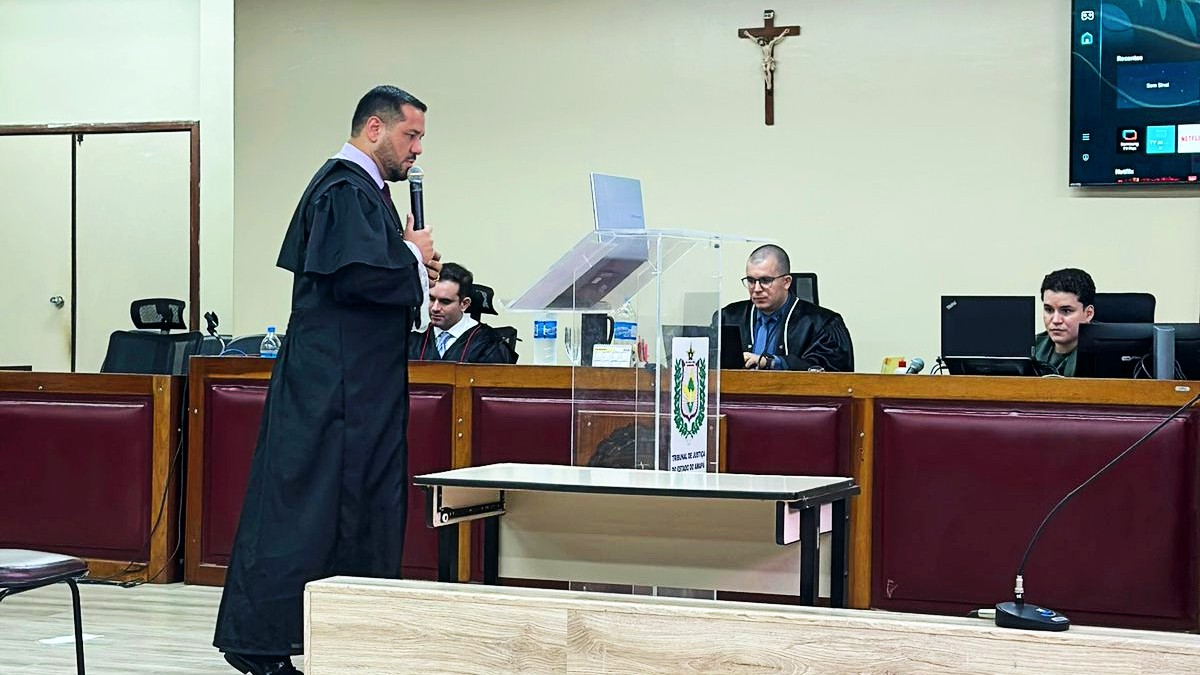 Motorista de app é absolvido por júri após atropelar e matar assaltante no bairro Zerão