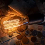 Senadores Davi a Randolfe notificam ANEEL para retirar de pauta aumento de tarifa de energia no AP