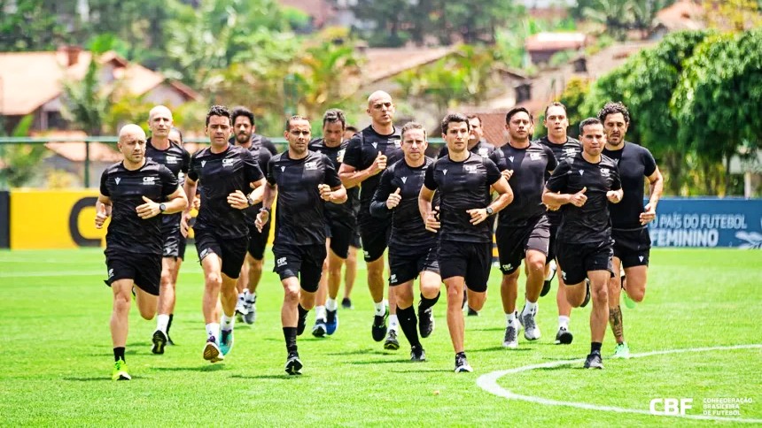 CBF traz treinamento e nova tecnologia de vídeo para árbitros do Amapá