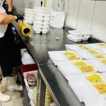 Empresa ligada a entrada de arma, drogas e celulares no Iapen lidera licitação de R$ 42 milhões para fornecer alimentação em presídio; Portal NP revela quem é o atual dono