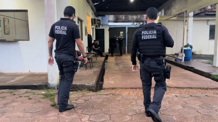 Empresa que facilitou entrada de arma, celular e muita droga na penitenciária muda de nome e tenta voltar a fornecer refeições ao Iapen