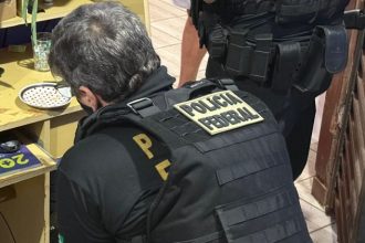 Homem que armazenava vídeos de abuso sexual infantil é preso em Santana pela PF