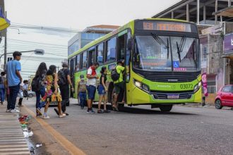 Apenas 20 ônibus circulando em Macapá não atende a demanda da população; motoristas e cobradores acumulam meses de salários atrasados