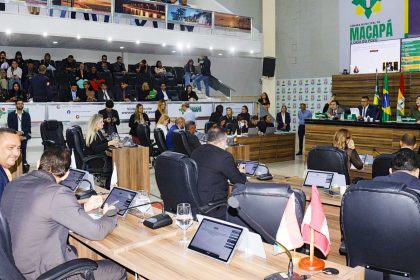 Vereadores barram arquivamento e mantém processo que pode cassar vice-prefeito Mário Neto