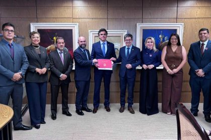 TST sinaliza apoio à criação do TRT no Amapá após reunião com senador Randolfe e representantes da OAB/AP