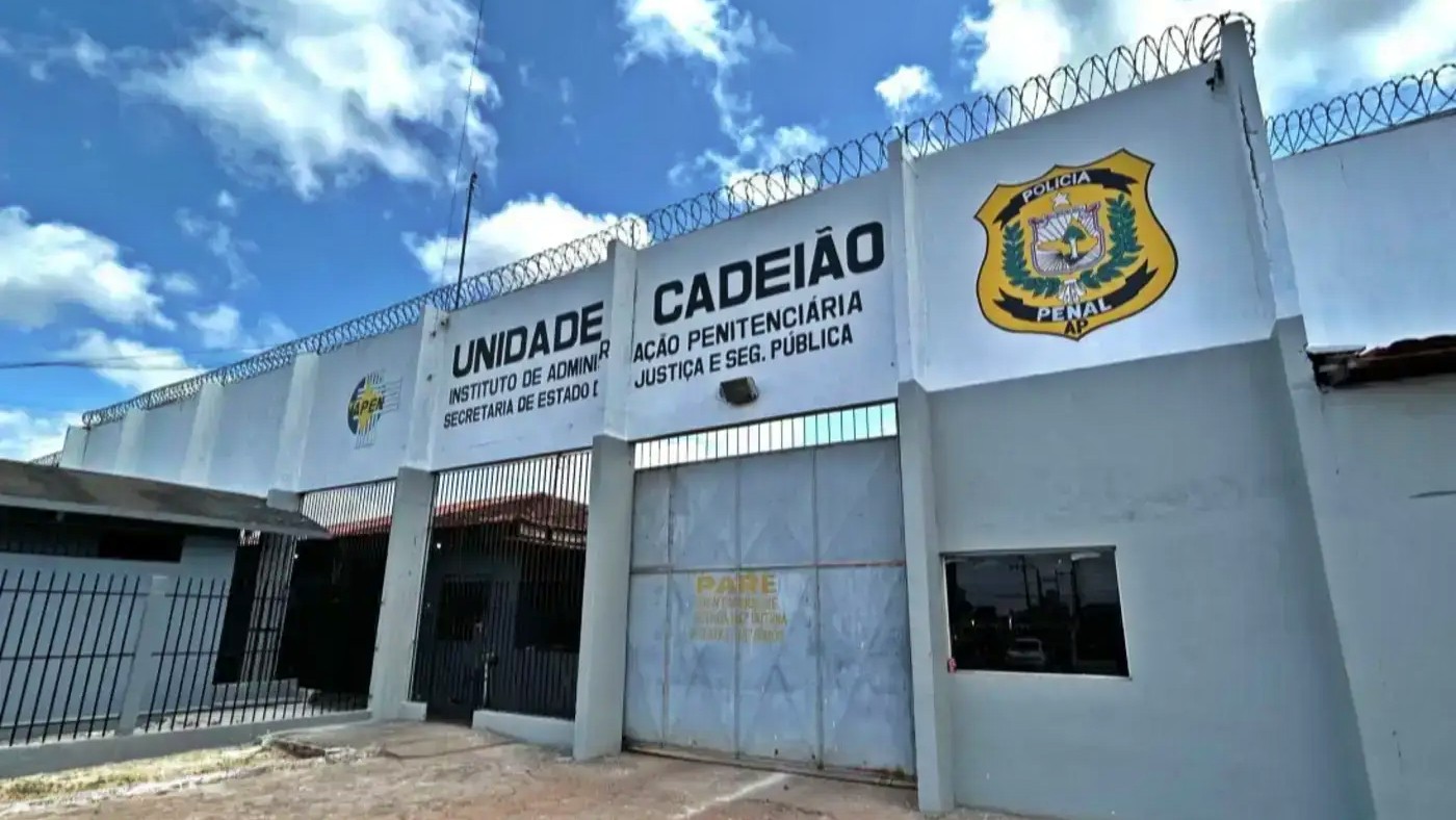 Detenta morre eletrocutada após tentar fugir de penitenciária, em Macapá