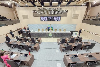 Nove estreantes chegam a ALAP com perfis que vão de herdeiros políticos a empresários e policial penal
